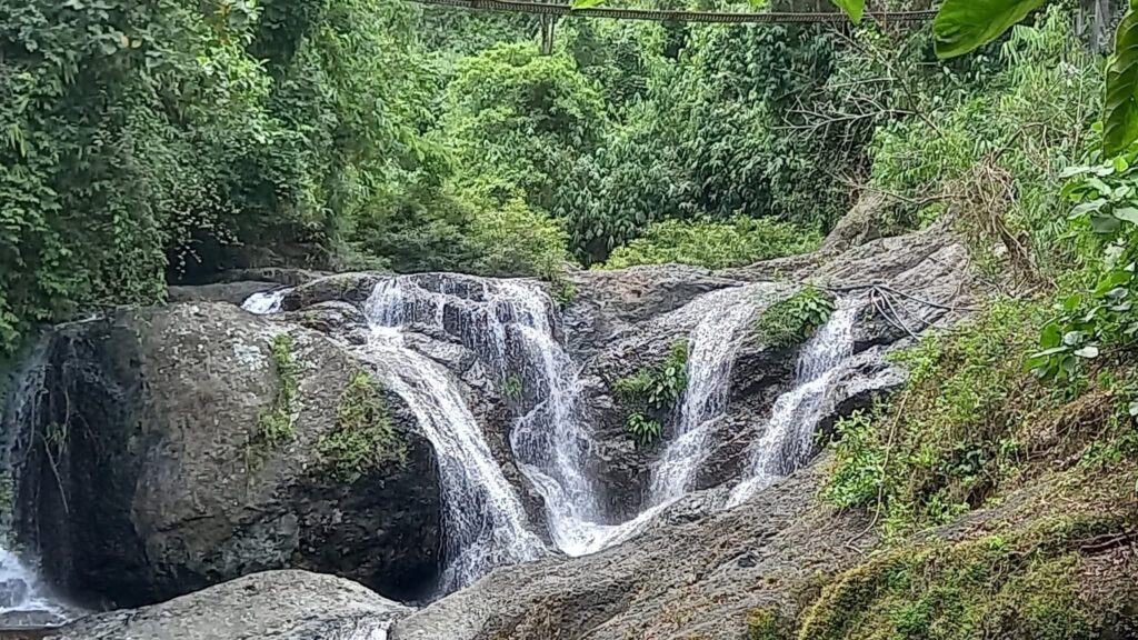 Tuba Benguet Tourist Spots - 10 Amazing Destinations + Itineraries 2 - Colorado Falls - Tuba Benguet