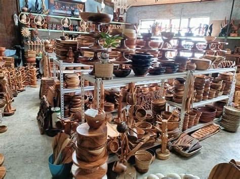 Tuba Benguet Tourist Spots - 10 Amazing Destinations + Itineraries 5 - Ifugao Woodcarvers' Village